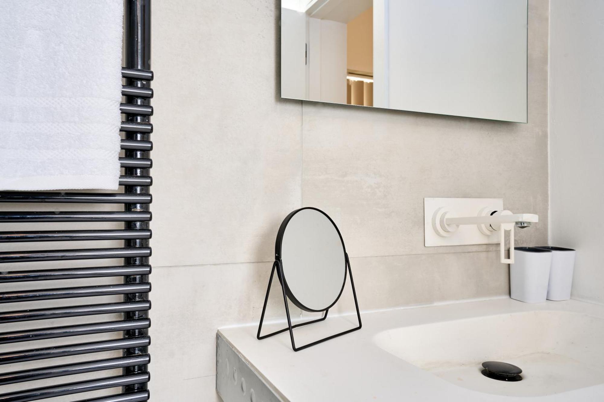 Stylish Apartment In Tigne Point Sliema Exterior photo